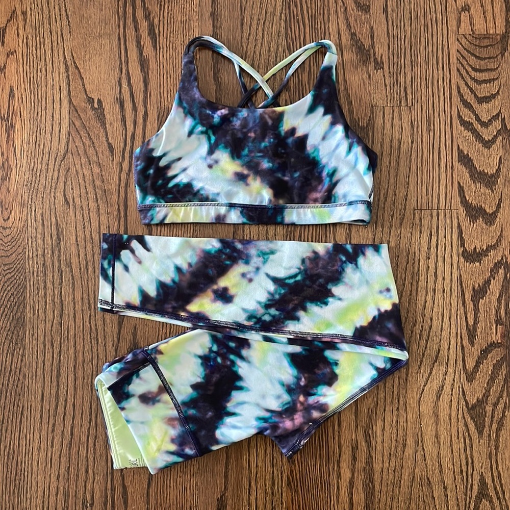 Athleta Girls Sports Bra and Legging Set